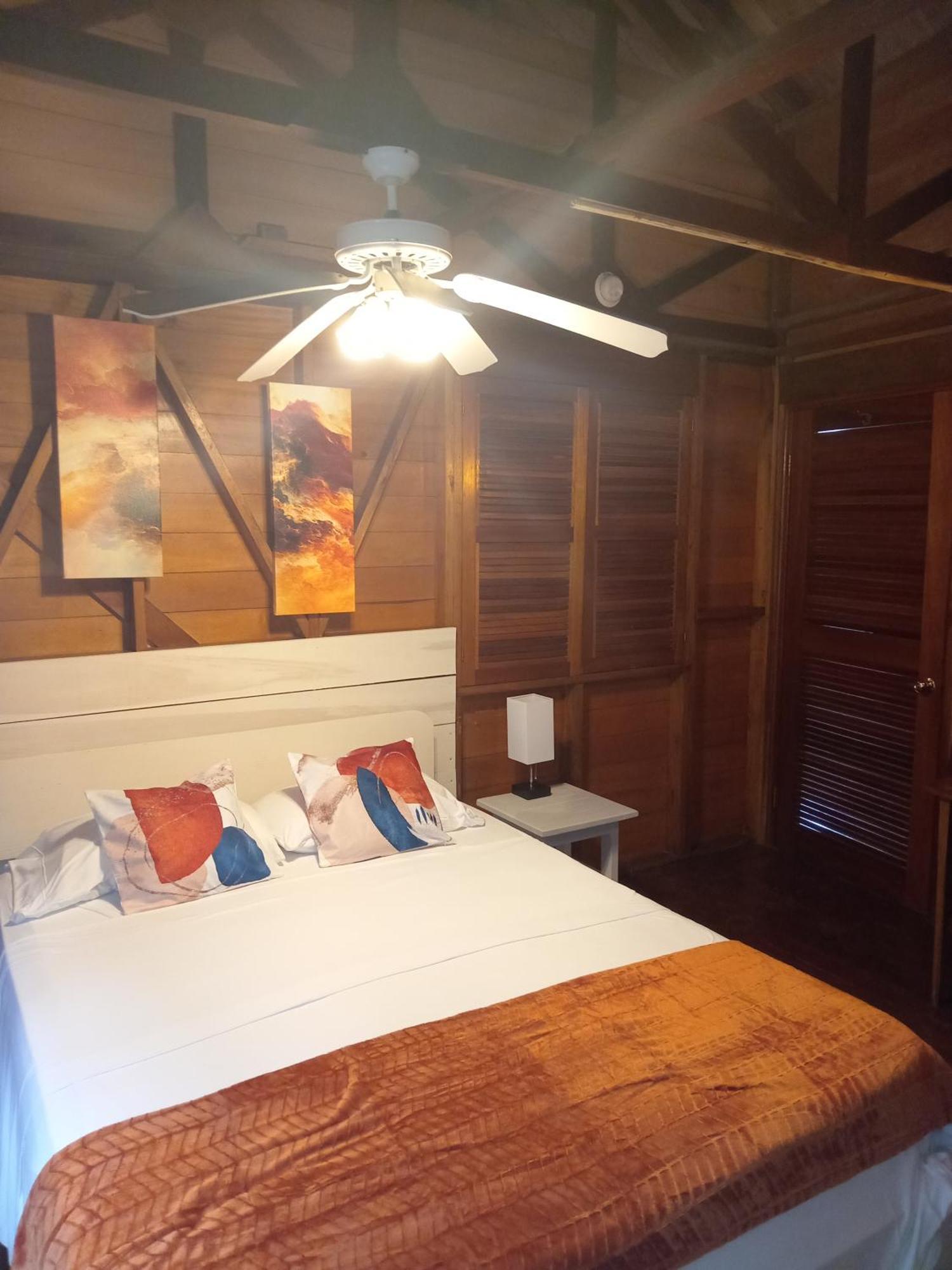 Villa Bahia Del Sol Bocas Town Bagian luar foto