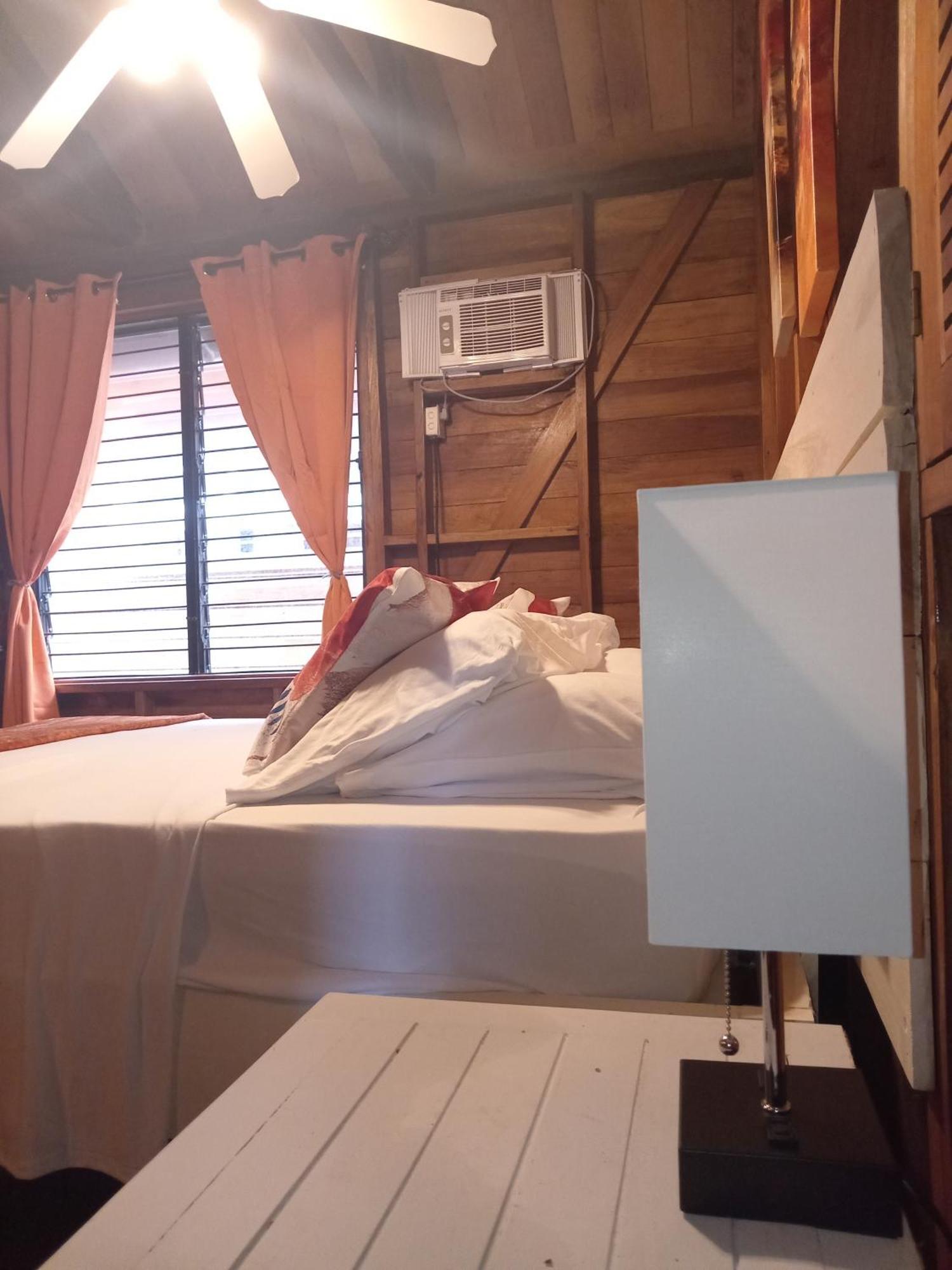 Villa Bahia Del Sol Bocas Town Bagian luar foto